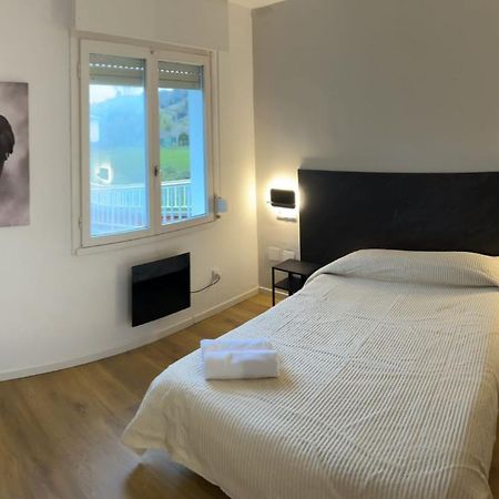 Hotel Las Palmeras à Gijón Extérieur photo